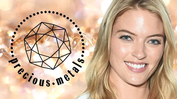 Martha Hunt Shows Us Her Dazzling Engagement Ring ...