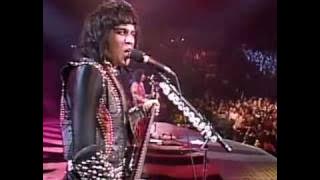 KISS - Heaven's On Fire - Animalize Tour - 1984