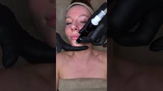 MAKE YOURSELF A PRIORITY: ✨ HYDRAFACIAL PLATINUM by Yanabeauté