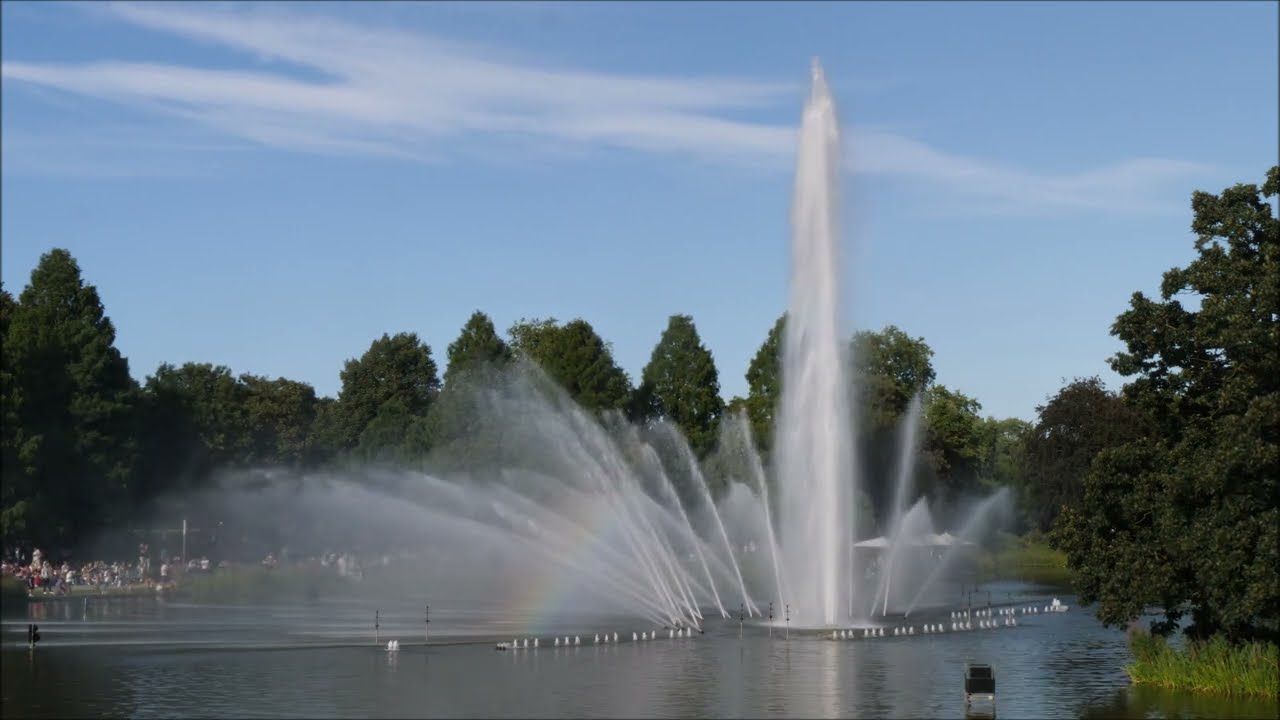 Wasserspiele im Hamburger Park "Planten un Blomen"