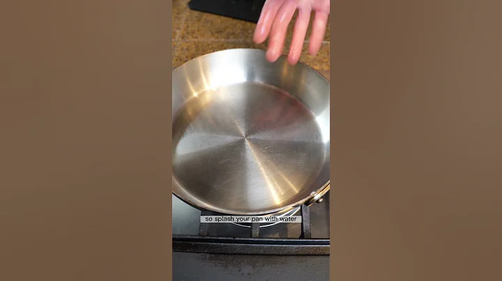 How to cook eggs on a stainless steel pan #cooking #cookinghack #eggs - DayDayNews