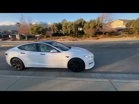 Tesla Model S Plaid taking off!