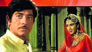 Movie, pakeezah (1972) cast, rajkumar & meena kumari singers, mohammad
rafi lata mangeshkar music, naushad gulam by hashim khan dhira ji
enjoy...