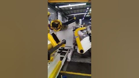 3 in 1 decoiler straightener feeder machine in work shop