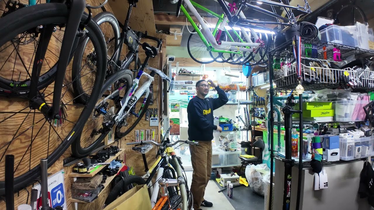 Members Only] A Real Morning at a Bicycle Shop | We