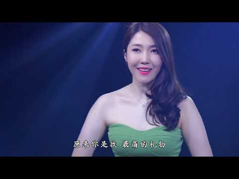 一首抖音热歌《喝酒喝到吐想你想到哭》，DJ版，多了几分洒脱！