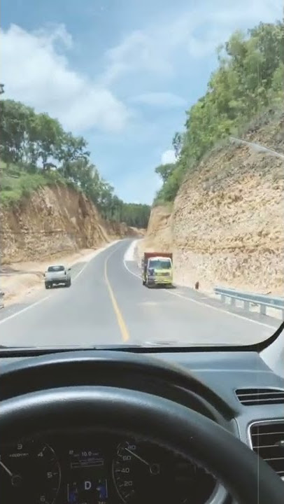 NYETIR MOBIL PAJERO SIANG HARI CERAH (lagu ZIIR Remix)