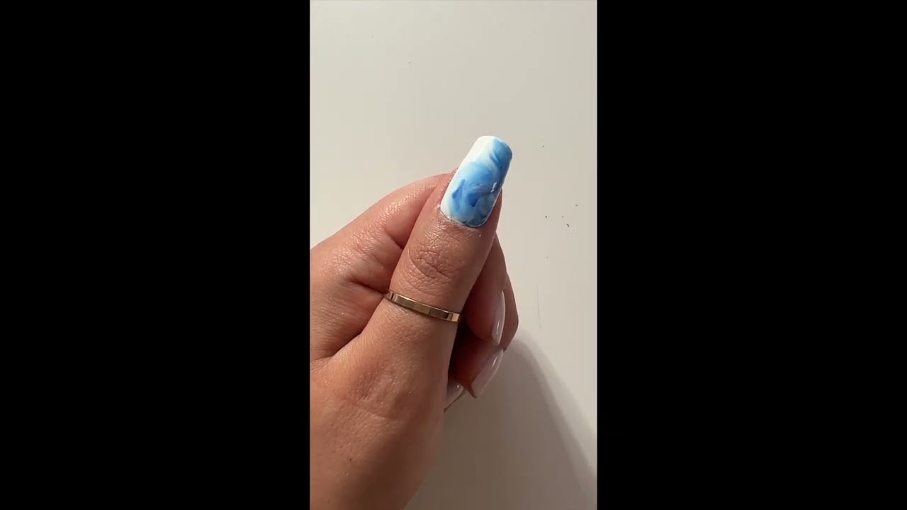 How To Create Easy Foil Leaf Nail Art – Esmio Australia