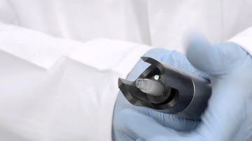 pH-Kalibrieren im Labor / pH calibration in the lab: SensoLyt® 700 IQ mit SACIQ-Kabel