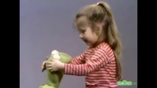 Classic Sesame Street - Kermit and Joey: Up and Down