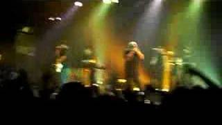 Dynamite Deluxe - Live In Hamburg - Komma Klar