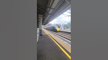 GWR class 802 passes Hayes and Harlington at speed  #railwaycontent #railway #trainspotting #train