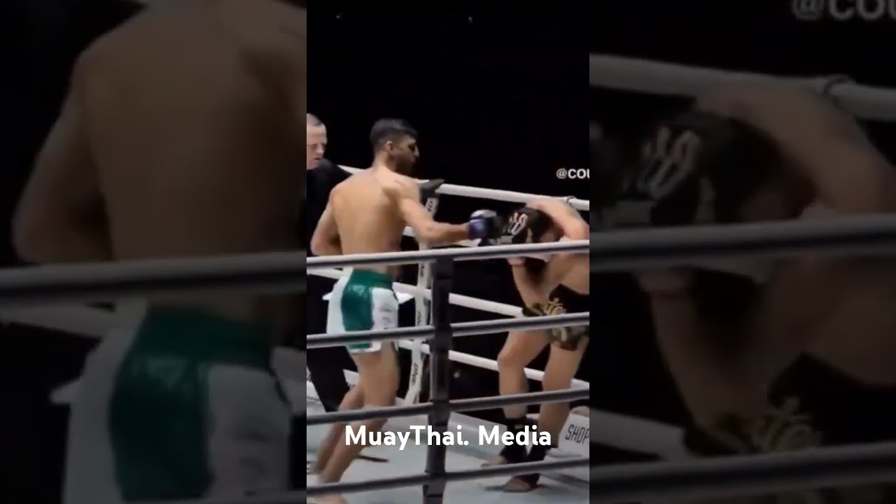 Brutal knee 😨🥶