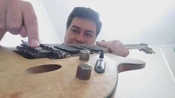 O que é micro afinação de guitarra?