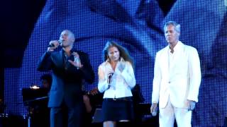 Mio fratello che guardi il mondo - Claudio Baglioni con Filippo e Serena - O'scià 2011