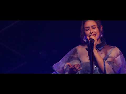 AM 2:00 / BENI Premium Live 2016 in Shinagawa