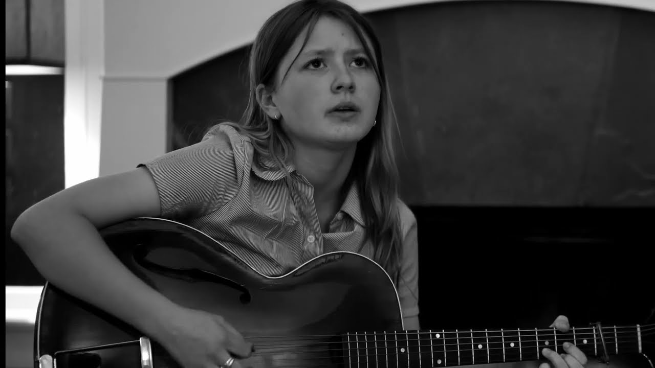 BILLY GRAY -  Nora Brown