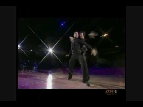 Carolina And Felipe Telona - Michael Jackson Showdance
