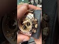 Rolex — символ статуса, точности и безупречного качества, проверенный временем и поколениями.
