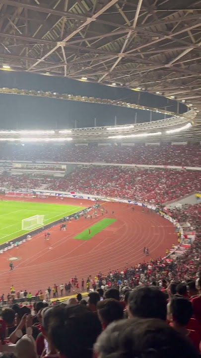 Penonton timnas Indonesia bikin stadion GBK Penuh