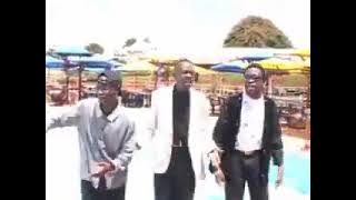 Laban Ochuka-Naondoka naenda safari.