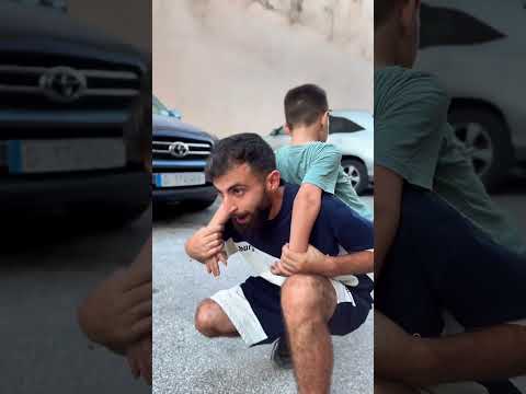 انا الدبور وانا النحلة 