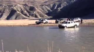 ARGENTINA - MENDOZA - VADEANDO RIO BARRANCAS - LAITRON