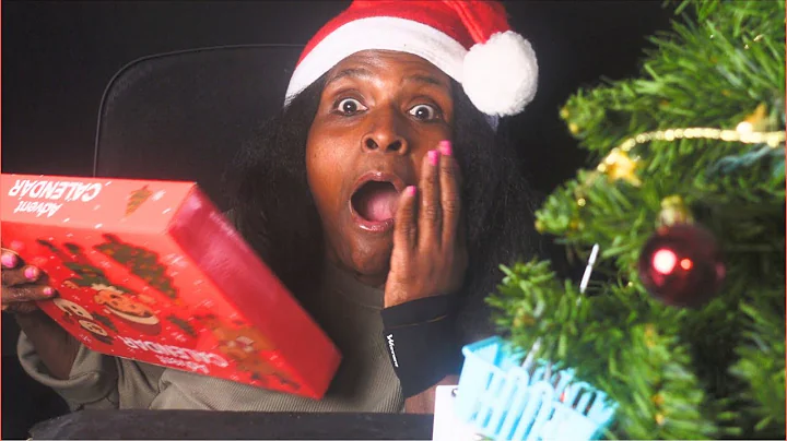 VLOGMAS DAY 8 | MY MINIATURE SURPRISE ADVENT CALENDAR UNBOXING | #vlogmas #surprise #miniature