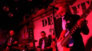 25 - Hula Hoop (Москва,DeFAQto,3.4.2014) - Smells like teen spirit (Nirvana)(, 2014-04-08T23:44:32.000Z)