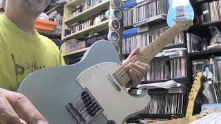 おFender ウサ照れCaster