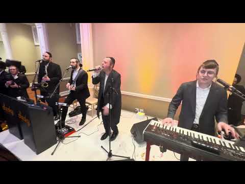 Chesky Schwartz & Sruly Green & Hit & Second Dance