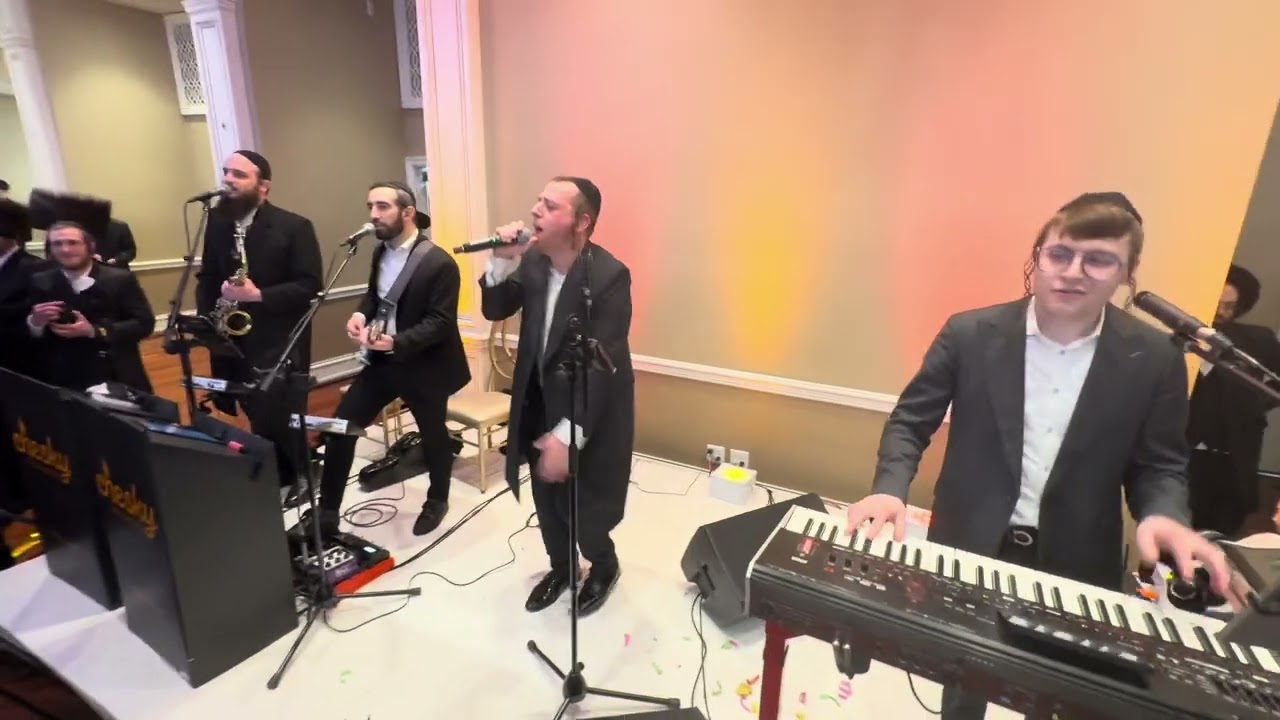 Dancziger Wedding | Singer Sruly Green | Chesky Schwartz on the keys | Hit Second Dance