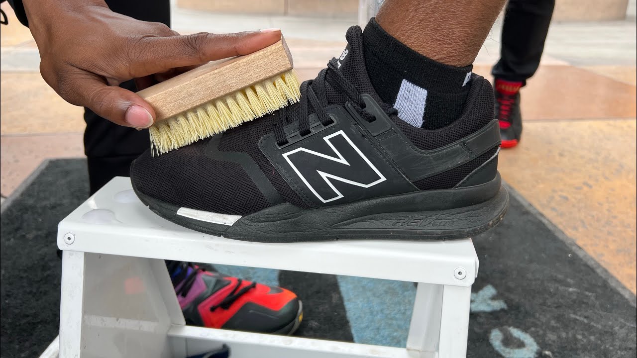How clean black shoes and make them look new #newbalance - YouTube