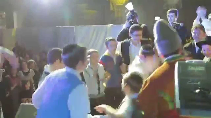 Hopp Cossak dance at Kharkov Wedding