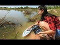 Amazing Girl Fishing By Using RC Boat In Cambodia