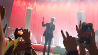 Hurts - Hold On to Me Live @Moscow 05.11.2017