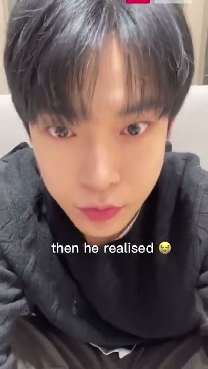 the fact that he looked down😭 #doyoung #nct
