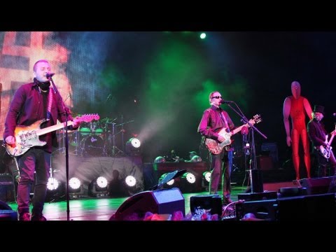 Пикник и Вадим Самойлов - Фиолетово-черный (live)