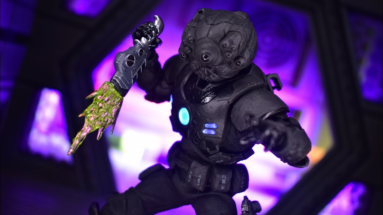 Mezco One:12 Collective Rumble Society Krig 13 The Black