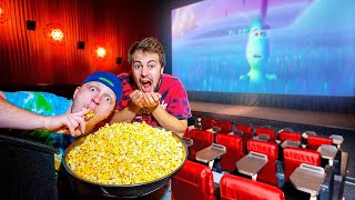 SNEAKING Into A Movie Theater For 24 HOURS! screenshot 5