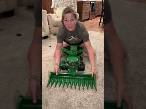 John Deere Big Farm Combine Toy Review Johndeere Toys Farmtoys Combine Bigfarm