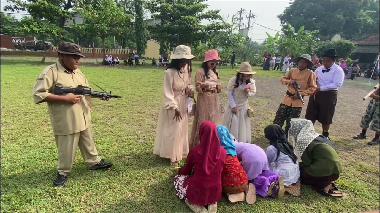 Drama Kolosal “Pertempuran 10 November 1945” - SDN Manduro 1