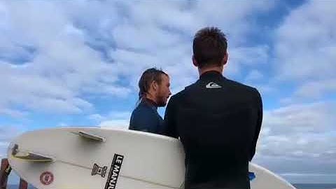 Jesse Mendes e Mikey Wright make up all good!  Jesse Mendes e Mikey Wright tudo em paz