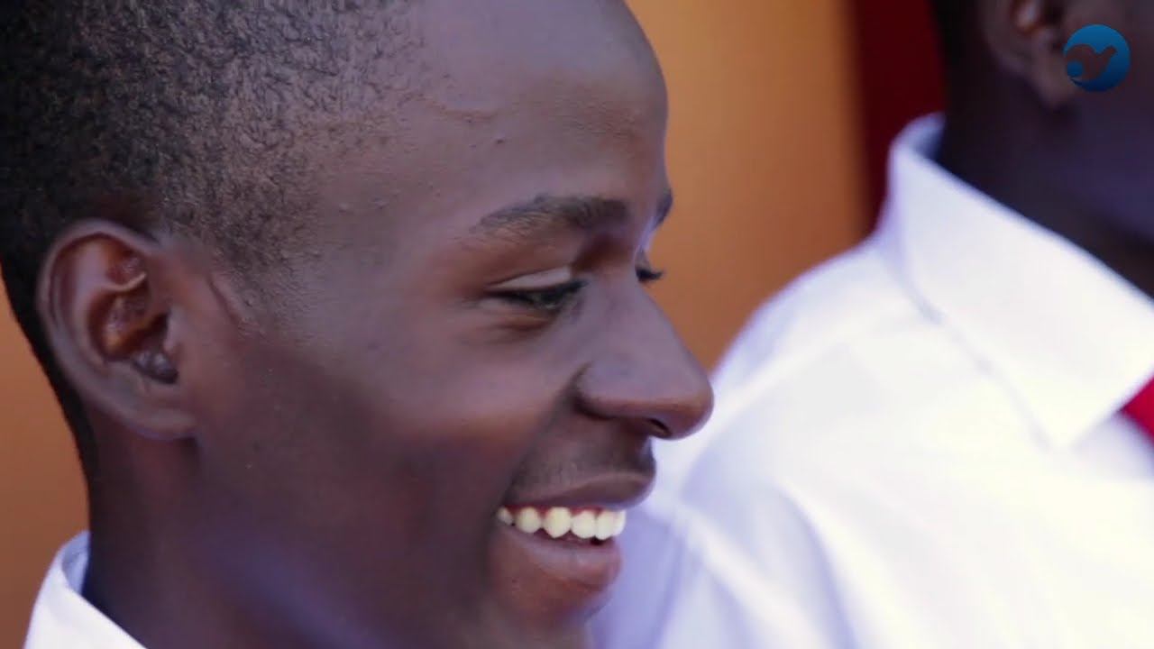 PER EDUCARE CI VUOLE UN VILLAGGIO