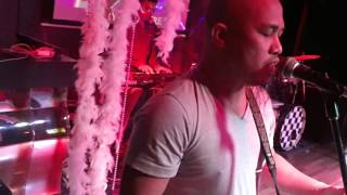 I won't hold u back by toto cover I seven band at the hub bahrain 2016... screenshot 5