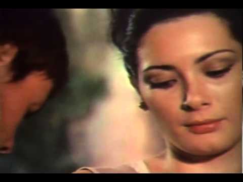 Edwige Fenech Scenes d'Amour Tendres