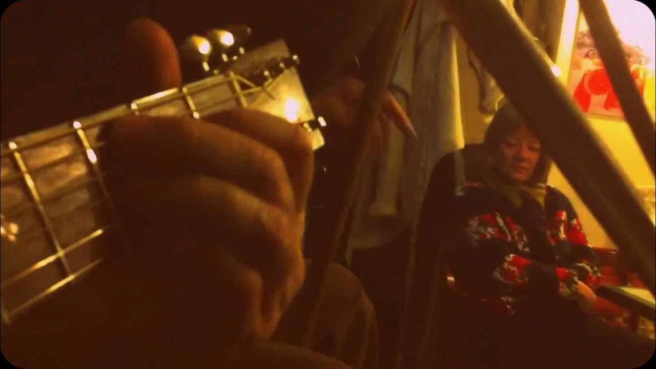 Gourville jug band.Mandolin king rag. YouTube