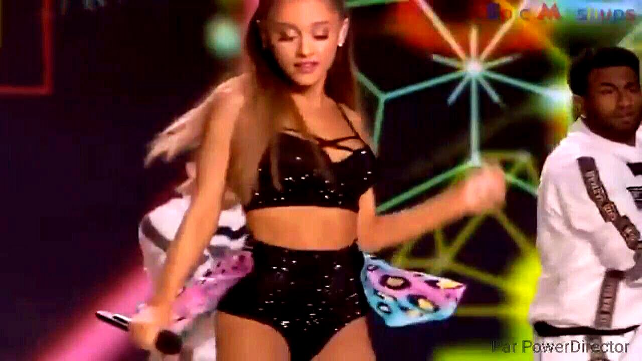 Ariana Grande Sexy Dance. 