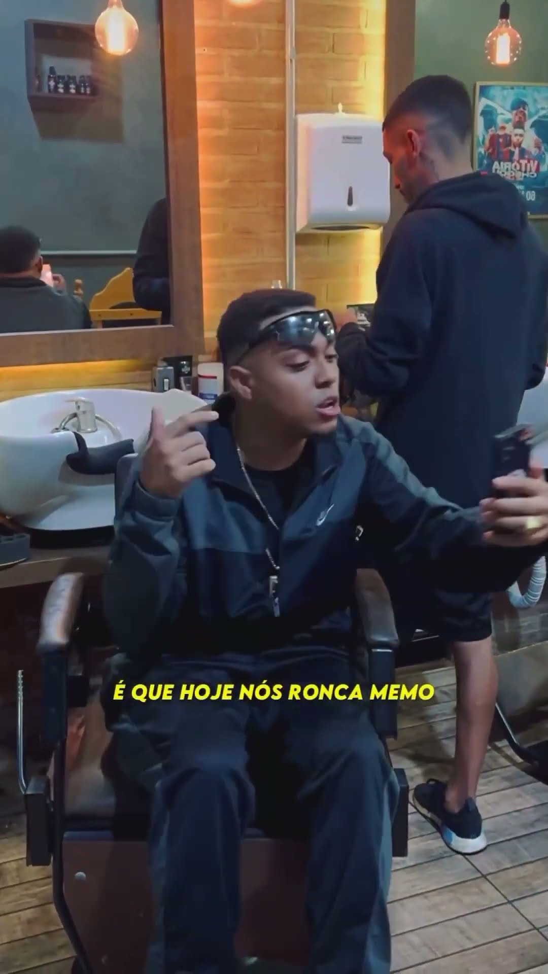Trajadão de Virgula