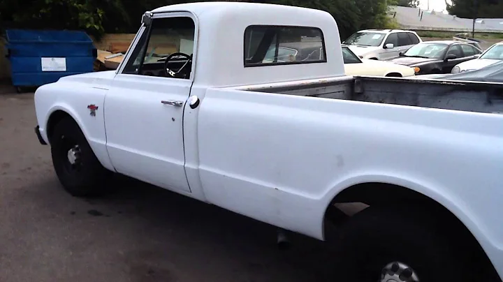 1967 Chevrolet C20 with 350ci V8 Dougs Headers... Sounds awesome
